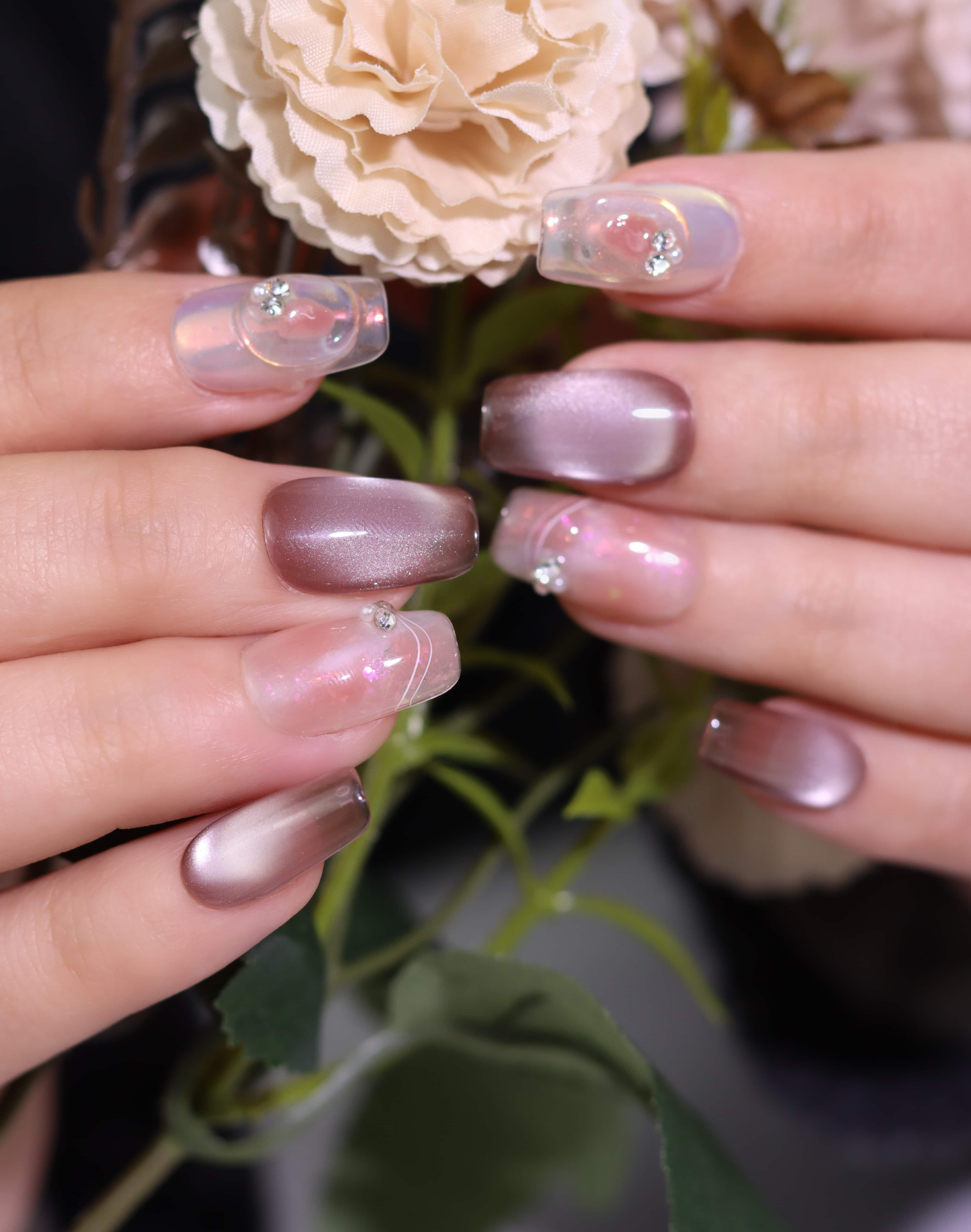 Rosy Jelly - ローズベージュ透け感ニュアンスワンポイントビジュー ミディアムスクエアオフネイルチップ