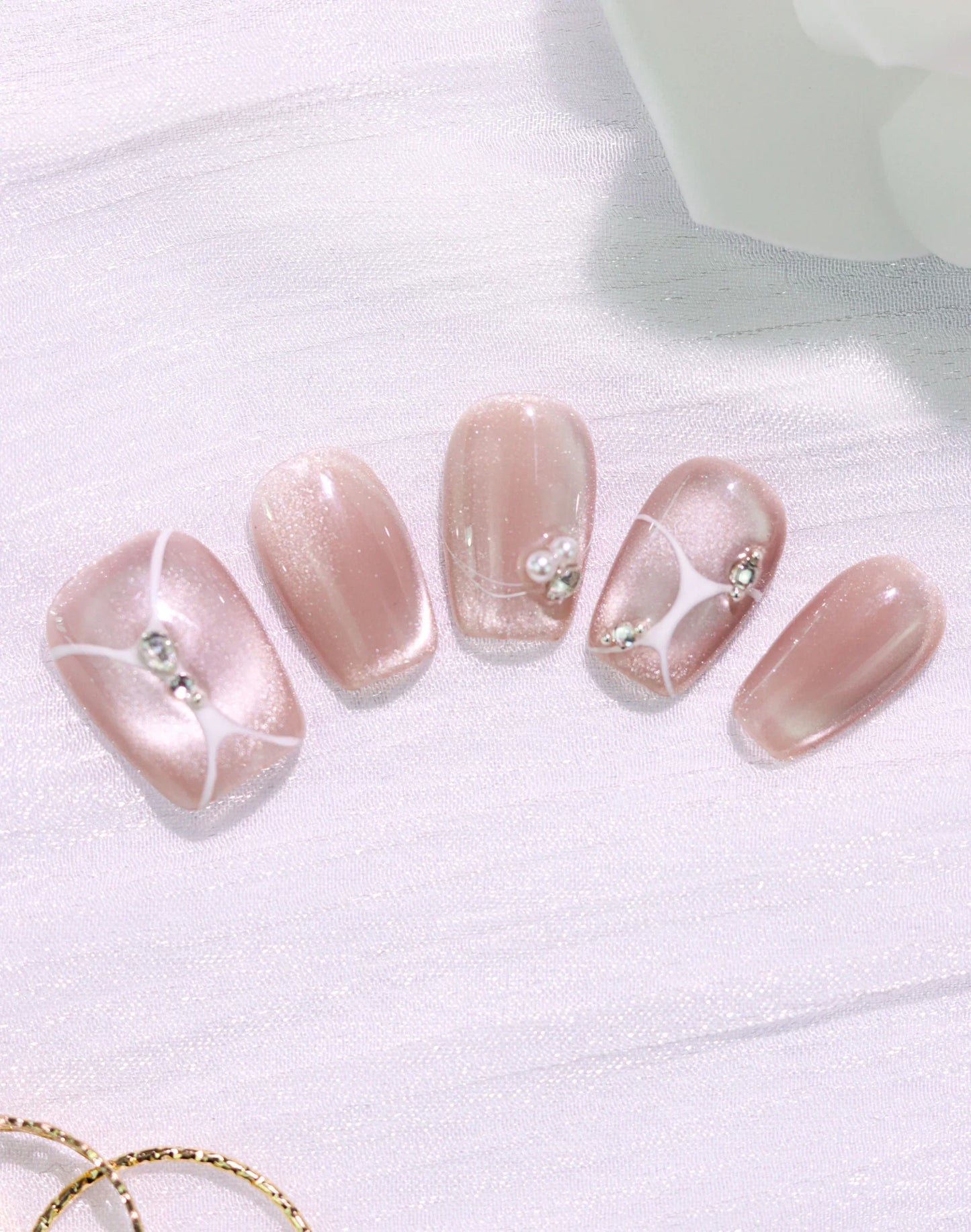 【20%OFF】Pearl Sketch - ミルキーベージュパールラインニュアンスデザインショートスクエアオフネイルチップ