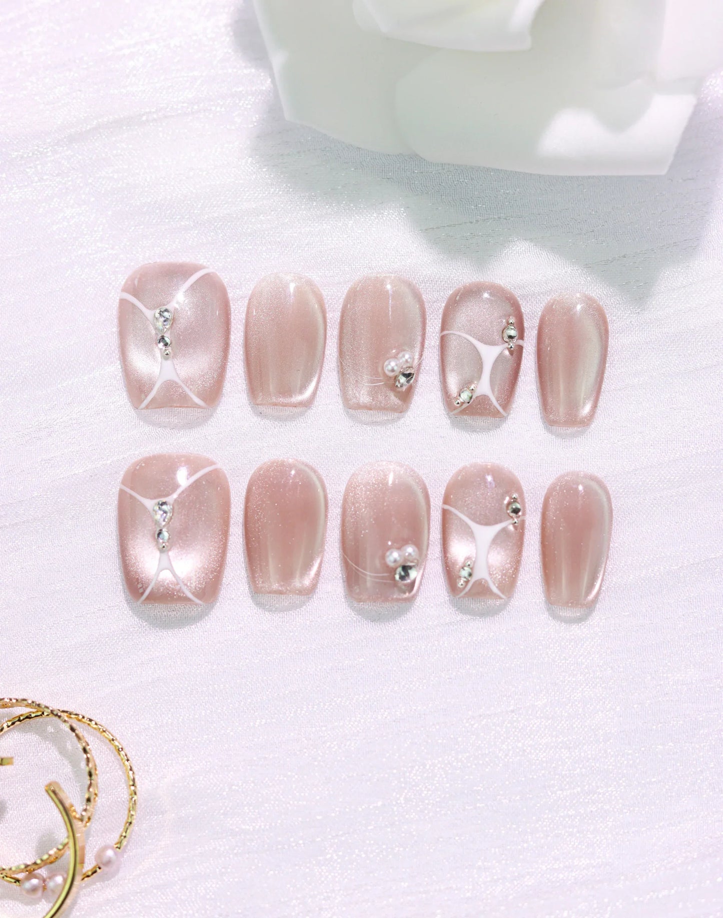 【20%OFF】Pearl Sketch - ミルキーベージュパールラインニュアンスデザインショートスクエアオフネイルチップ