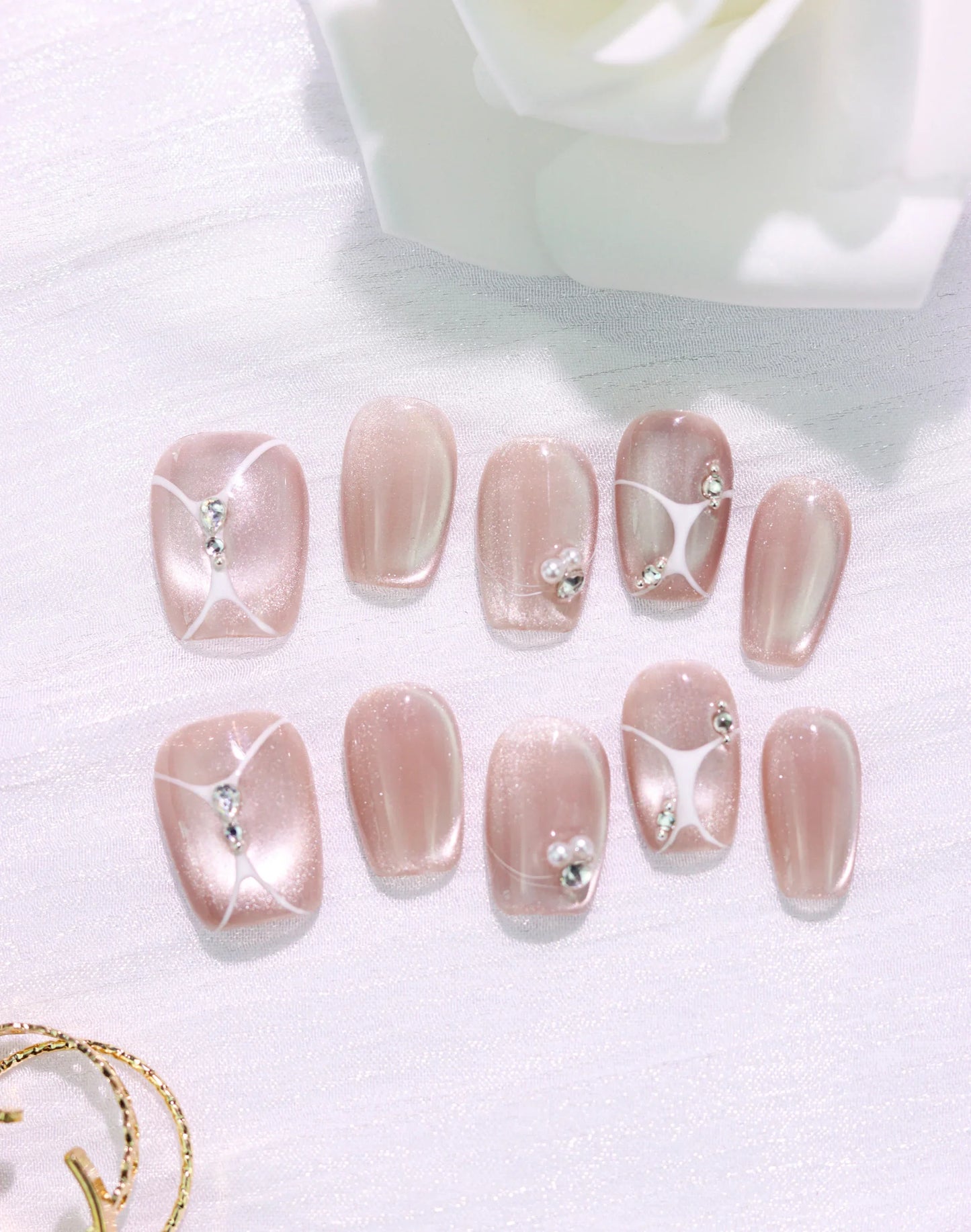 【20%OFF】Pearl Sketch - ミルキーベージュパールラインニュアンスデザインショートスクエアオフネイルチップ