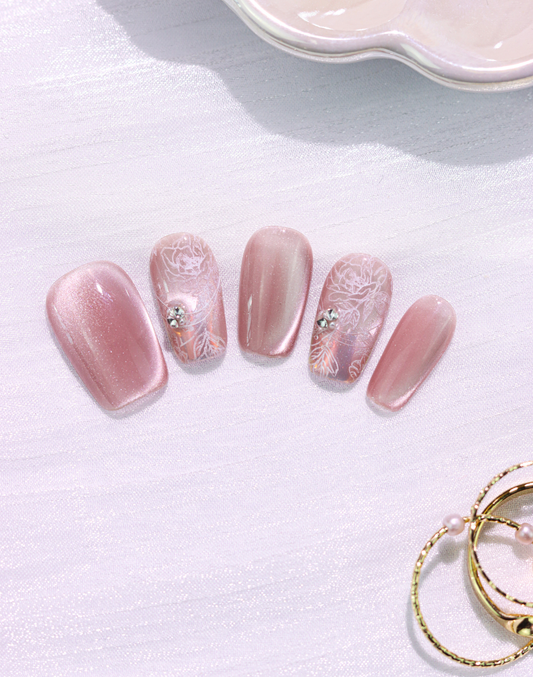 Rosy Lace - ローズベージュレースニュアンスビジュー上品 ミディアムスクエアオフネイルチップ