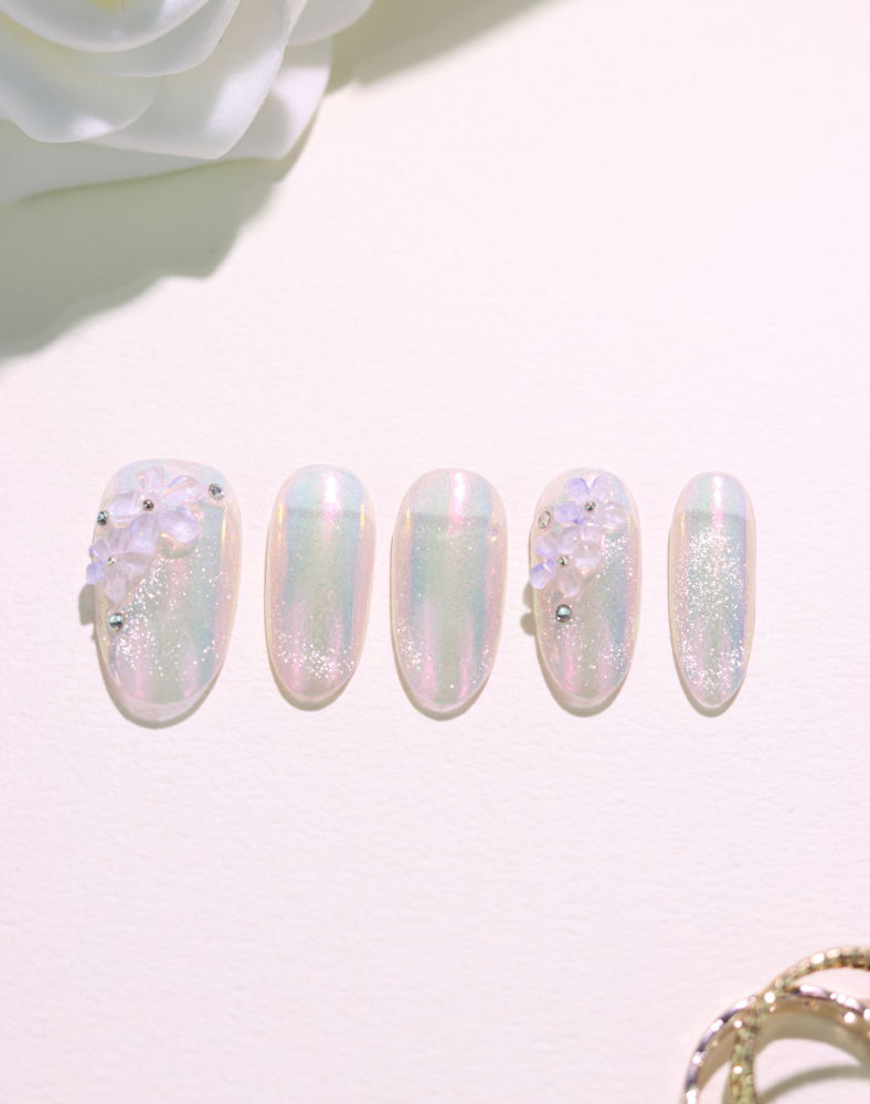 【20%OFF】Crystal Bloom - クリアフラワー透明感ビジューオーバルネイルチップ