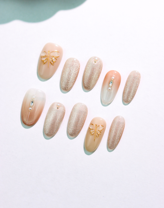 Butterfly Nude - ヌーディーベージュ 繊細ラメ バタフライデザイン 上品オーバルネイルチップ