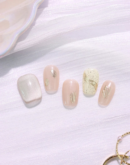 【20%OFF】Golden Dust - 水光ネイルヌーディーベージュ金箔デザインショートスクエアオフネイルチップ